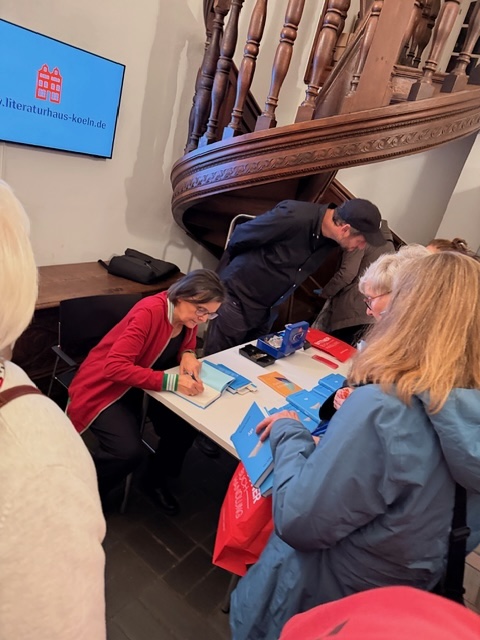 Agnieszka Lessmann signiert